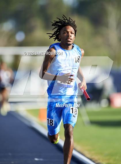 Thumbnail 1 in Bob Hayes Invitational (4x1600) photogallery.