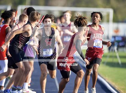 Thumbnail 1 in Bob Hayes Invitational (4x1600) photogallery.