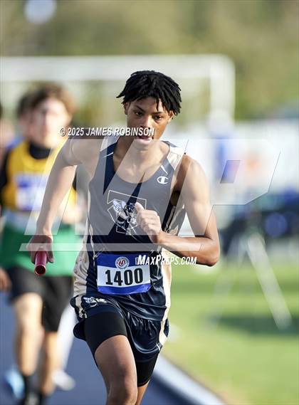 Thumbnail 1 in Bob Hayes Invitational (4x1600) photogallery.