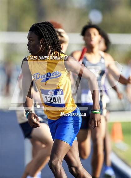 Thumbnail 1 in Bob Hayes Invitational (4x1600) photogallery.