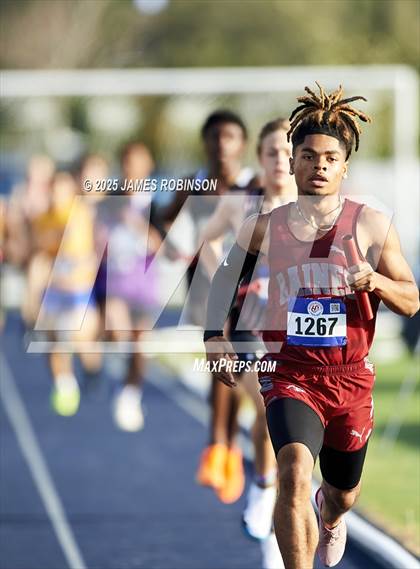 Thumbnail 1 in Bob Hayes Invitational (4x1600) photogallery.