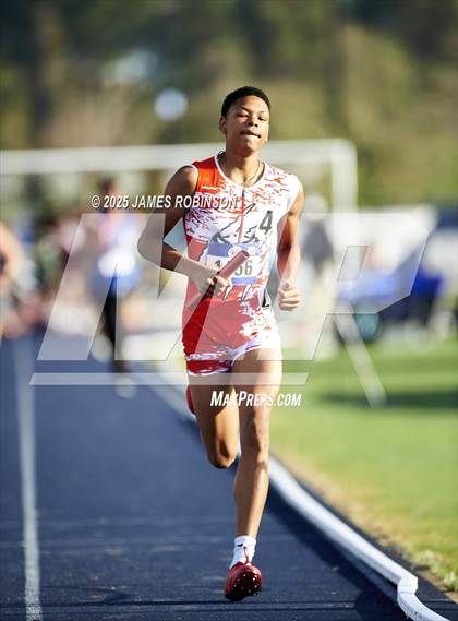 Thumbnail 2 in Bob Hayes Invitational (4x1600) photogallery.