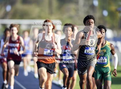 Thumbnail 1 in Bob Hayes Invitational (4x1600) photogallery.