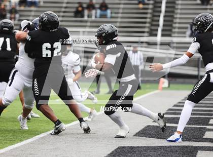 Thumbnail 1 in Manheim Township @ Harrisburg (PIAA 6A Round 3) photogallery.