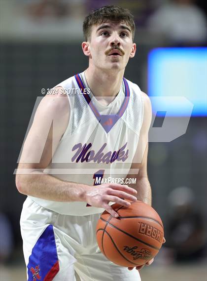 Thumbnail 2 in Portsmouth vs Northwest (OHSAA D3 District Semifinal) photogallery.