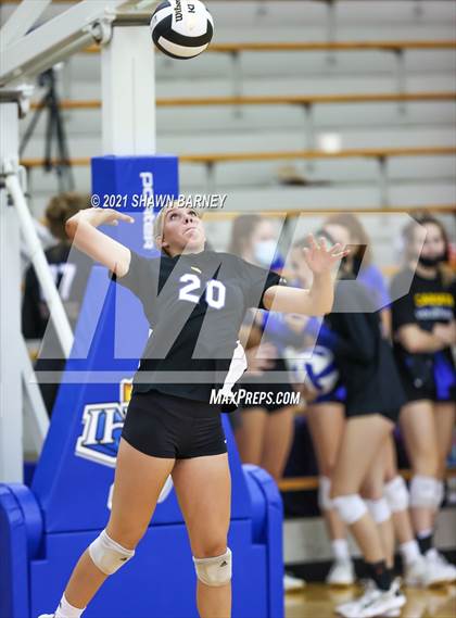 Thumbnail 3 in Roncalli @ Carmel photogallery.