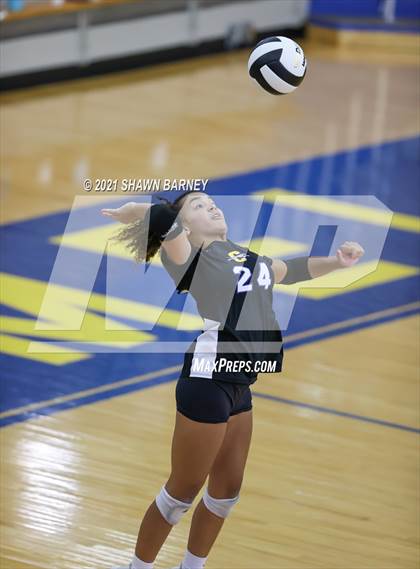 Thumbnail 3 in Roncalli @ Carmel photogallery.