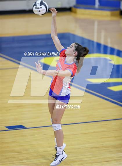 Thumbnail 1 in Roncalli @ Carmel photogallery.