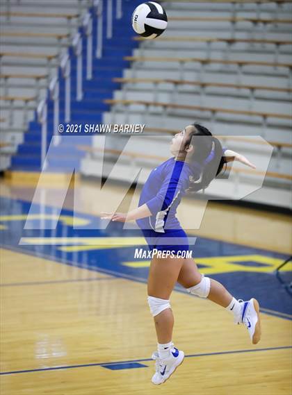 Thumbnail 1 in Roncalli @ Carmel photogallery.