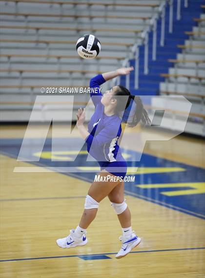 Thumbnail 3 in Roncalli @ Carmel photogallery.