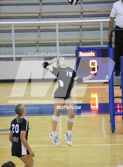 Thumbnail 3 in Roncalli @ Carmel photogallery.