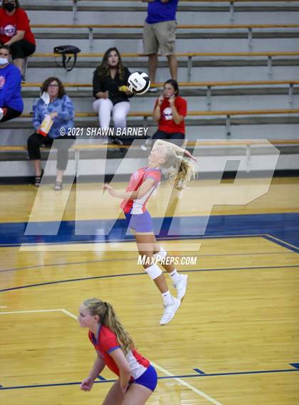 Thumbnail 1 in Roncalli @ Carmel photogallery.