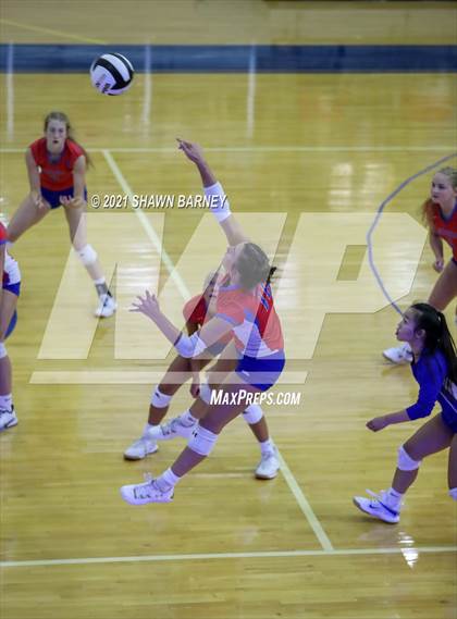 Thumbnail 1 in Roncalli @ Carmel photogallery.