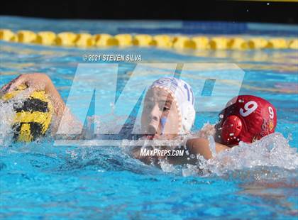 Thumbnail 3 in Clairemont vs. Mt. Carmel (CIF SDS D2 Final) photogallery.