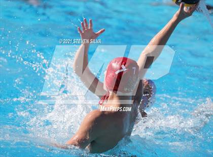 Thumbnail 3 in Clairemont vs. Mt. Carmel (CIF SDS D2 Final) photogallery.