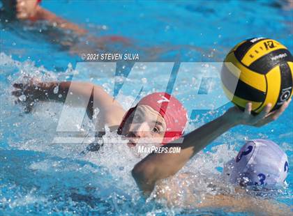 Thumbnail 3 in Clairemont vs. Mt. Carmel (CIF SDS D2 Final) photogallery.