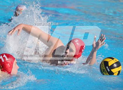Thumbnail 2 in Clairemont vs. Mt. Carmel (CIF SDS D2 Final) photogallery.