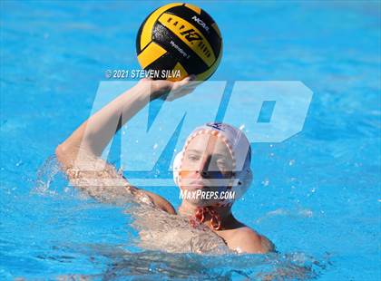 Thumbnail 3 in Clairemont vs. Mt. Carmel (CIF SDS D2 Final) photogallery.