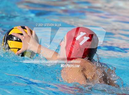 Thumbnail 1 in Clairemont vs. Mt. Carmel (CIF SDS D2 Final) photogallery.