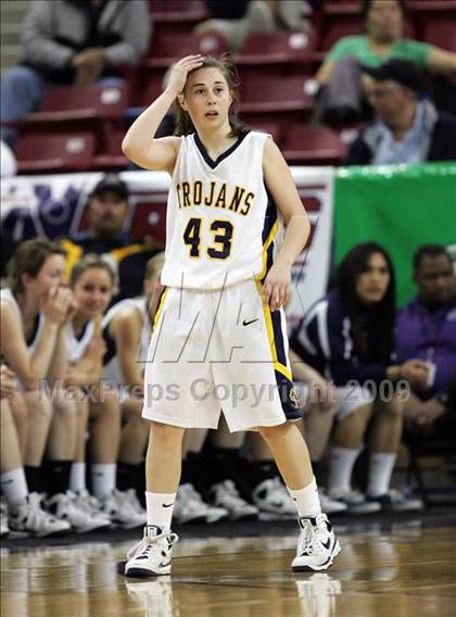 Thumbnail 2 in Carondelet vs. Oak Ridge (CIF NorCal D2 Final) photogallery.