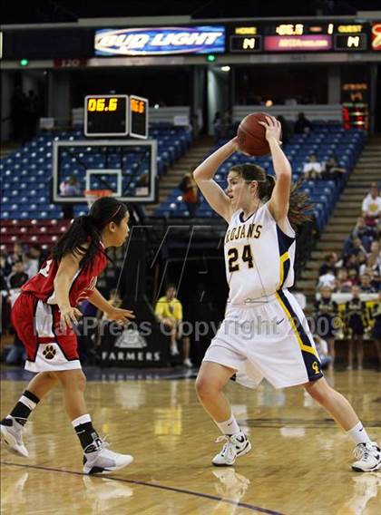 Thumbnail 3 in Carondelet vs. Oak Ridge (CIF NorCal D2 Final) photogallery.