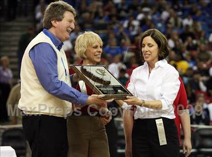 Thumbnail 3 in Carondelet vs. Oak Ridge (CIF NorCal D2 Final) photogallery.