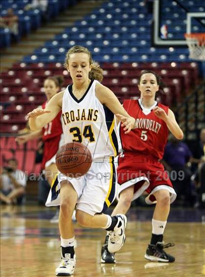 Thumbnail 1 in Carondelet vs. Oak Ridge (CIF NorCal D2 Final) photogallery.