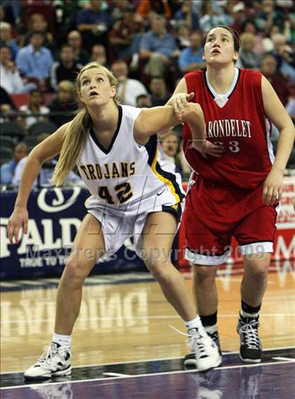 Thumbnail 3 in Carondelet vs. Oak Ridge (CIF NorCal D2 Final) photogallery.