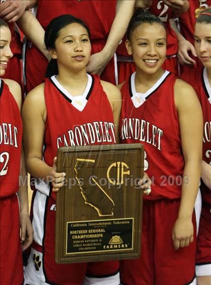 Thumbnail 1 in Carondelet vs. Oak Ridge (CIF NorCal D2 Final) photogallery.