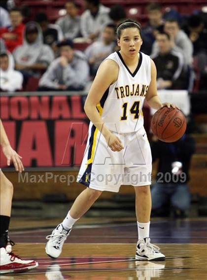 Thumbnail 2 in Carondelet vs. Oak Ridge (CIF NorCal D2 Final) photogallery.