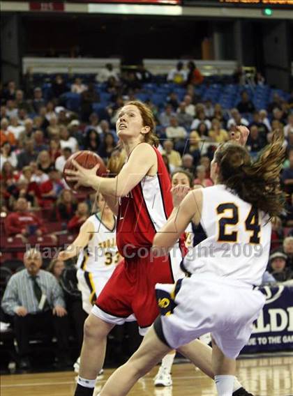 Thumbnail 1 in Carondelet vs. Oak Ridge (CIF NorCal D2 Final) photogallery.