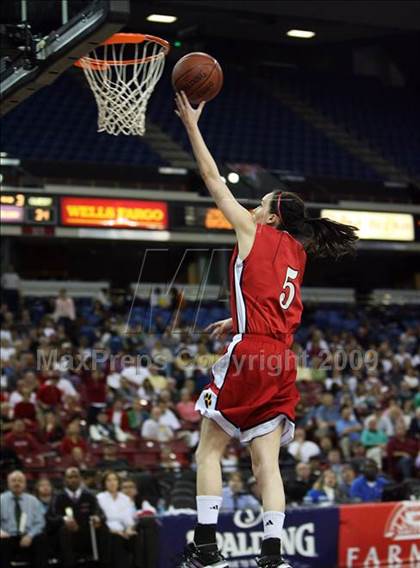 Thumbnail 2 in Carondelet vs. Oak Ridge (CIF NorCal D2 Final) photogallery.