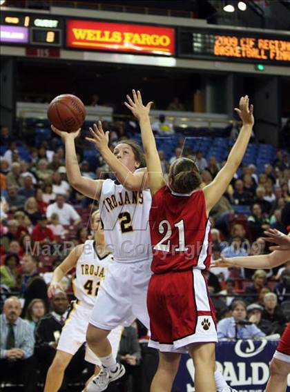 Thumbnail 3 in Carondelet vs. Oak Ridge (CIF NorCal D2 Final) photogallery.