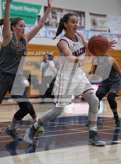 Thumbnail 1 in Bishop's vs. Scripps Ranch (CIF SDS D1 Quarterfinal) photogallery.