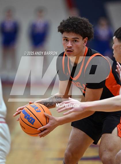 Thumbnail 3 in Douglas @ Reno photogallery.