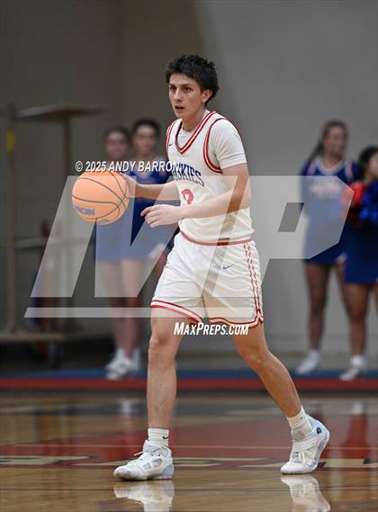 Thumbnail 3 in Douglas @ Reno photogallery.