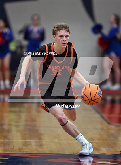 Thumbnail 1 in Douglas @ Reno photogallery.