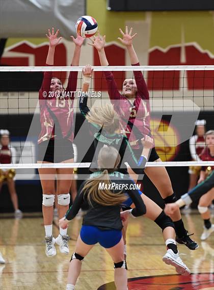 Thumbnail 1 in Doherty @ Ponderosa photogallery.