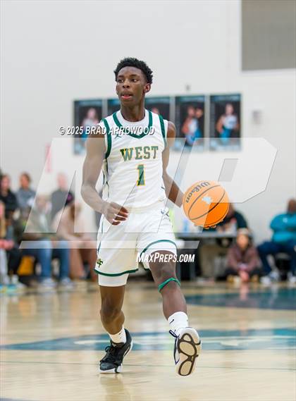 Thumbnail 1 in Mount Tabor vs West Forsyth photogallery.