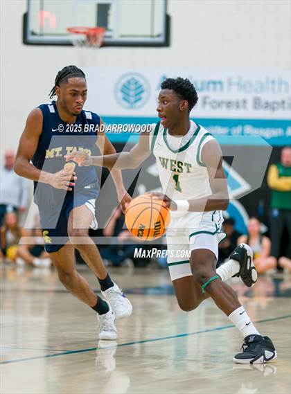 Thumbnail 3 in Mount Tabor vs West Forsyth photogallery.