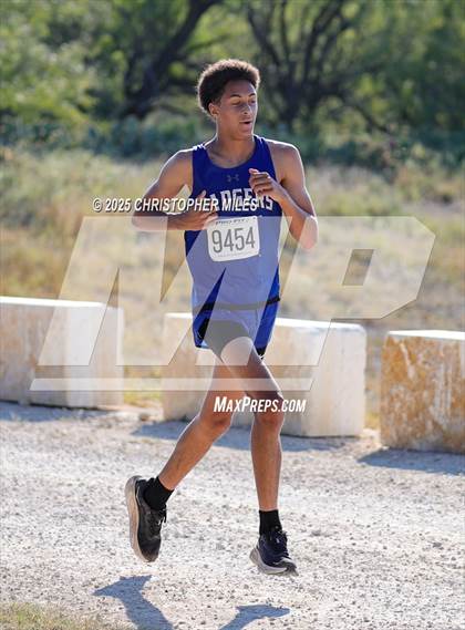 Thumbnail 3 in JV: UIL 4A Cross Country District 24 Qualifier photogallery.