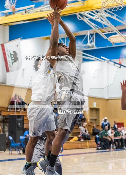 Thumbnail 3 in Castro Valley vs. Hayward (Warren Morse Memorial Tournament) photogallery.