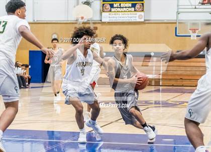 Thumbnail 2 in Castro Valley vs. Hayward (Warren Morse Memorial Tournament) photogallery.