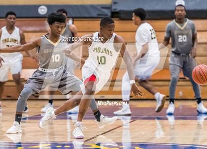 Thumbnail 3 in Castro Valley vs. Hayward (Warren Morse Memorial Tournament) photogallery.