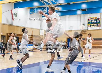 Thumbnail 2 in Castro Valley vs. Hayward (Warren Morse Memorial Tournament) photogallery.
