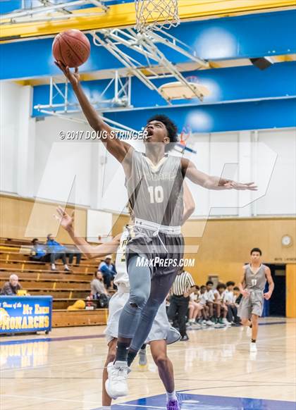 Thumbnail 3 in Castro Valley vs. Hayward (Warren Morse Memorial Tournament) photogallery.