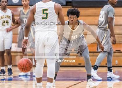 Thumbnail 3 in Castro Valley vs. Hayward (Warren Morse Memorial Tournament) photogallery.