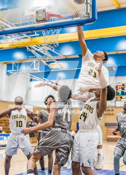 Thumbnail 2 in Castro Valley vs. Hayward (Warren Morse Memorial Tournament) photogallery.