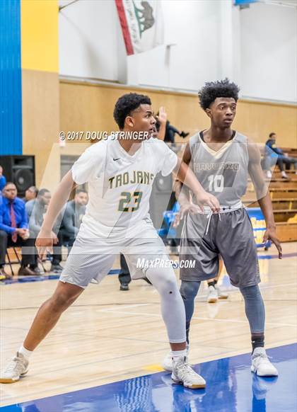 Thumbnail 3 in Castro Valley vs. Hayward (Warren Morse Memorial Tournament) photogallery.