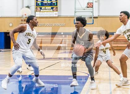 Thumbnail 3 in Castro Valley vs. Hayward (Warren Morse Memorial Tournament) photogallery.